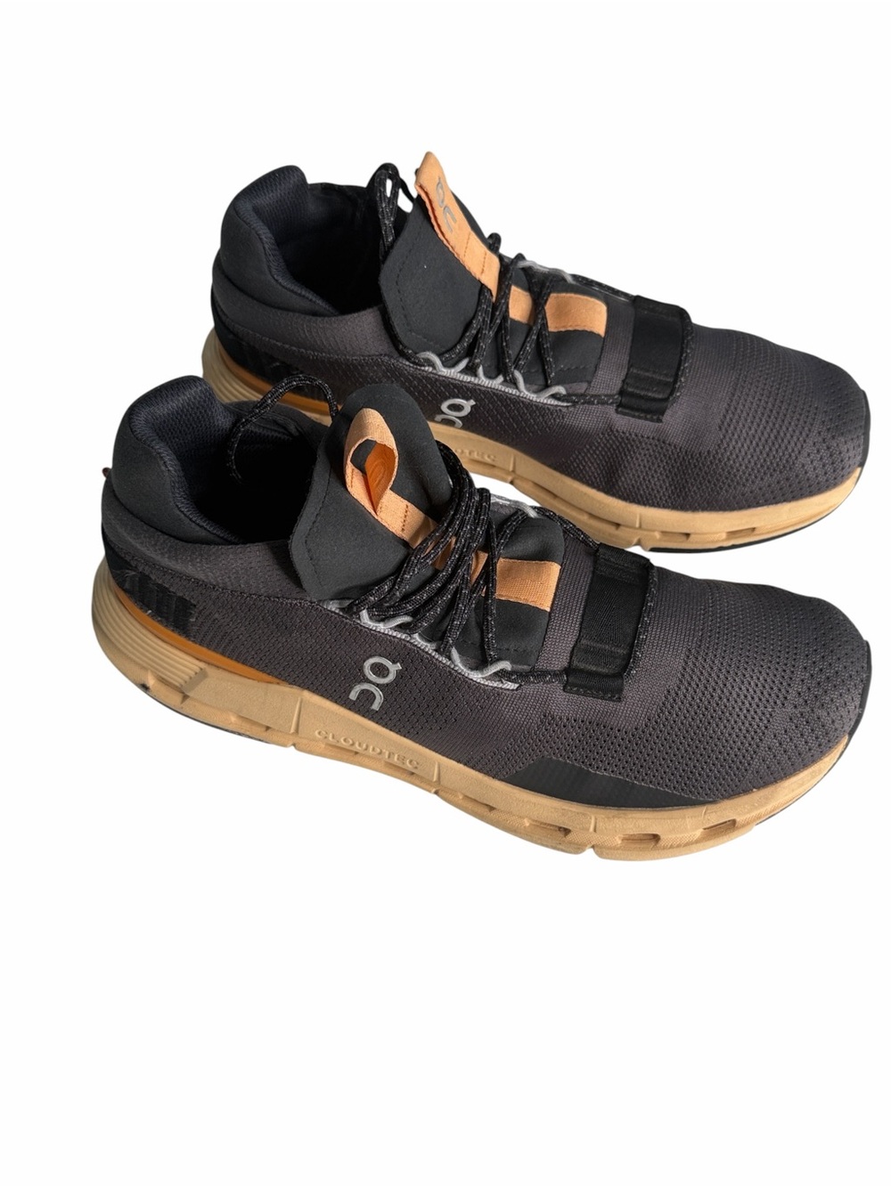 On Running Cloudnova Eclipse Savannah Sneakers Black Tan 26.98491 Womens 9.5 - Picture 2 of 8